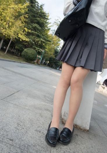 迷人的保姆观看