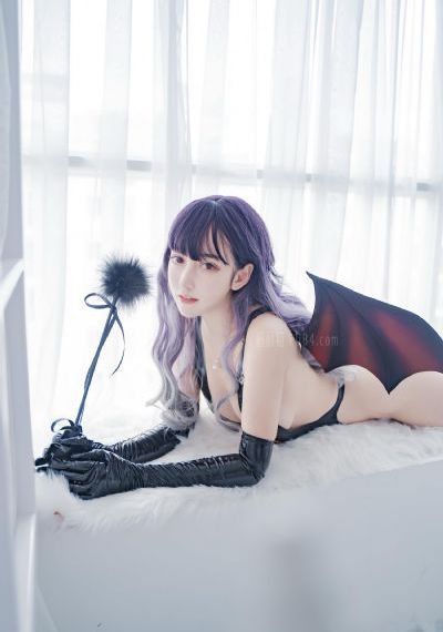 精品午夜视频
